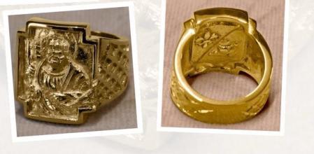 Anillo del Pescador del Papa León XIV imagen difundida por el Vaticano.